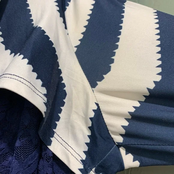 DJ Navy and White Dress - Picture 8 of 15